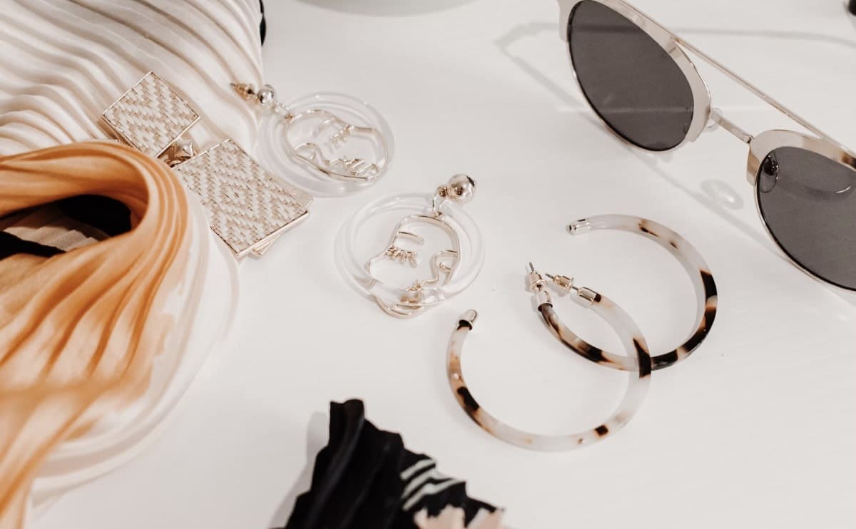 For Vacations — A dreamy feminine escape